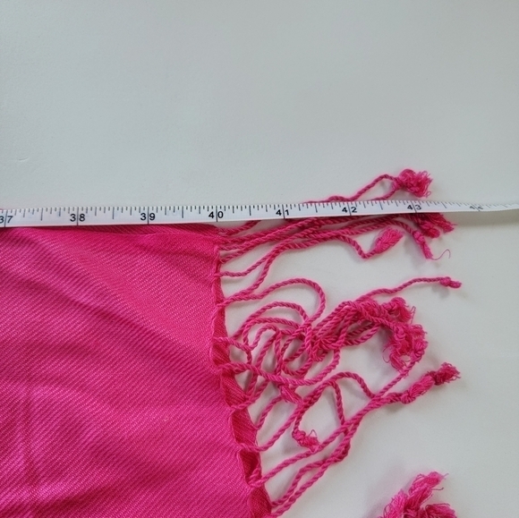 Hot Pink Pasmina Scarf NWT - Picture 6 of 6
